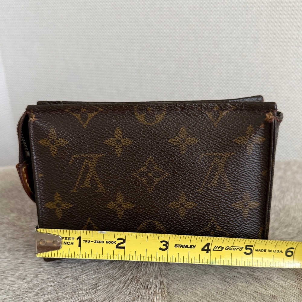 LV LOUIS VUITTON MONOGRAM POUCH POCHETTE MAKEUP TOILETRY 15 - Picture 7 of 14